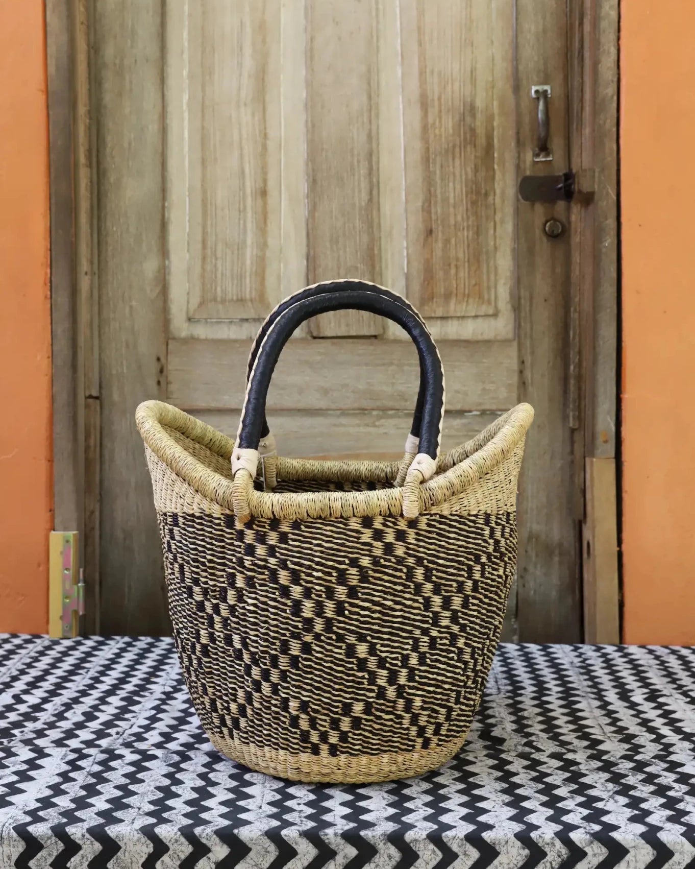 Medium Nyariga Shopping Basket handwoven in Ghana