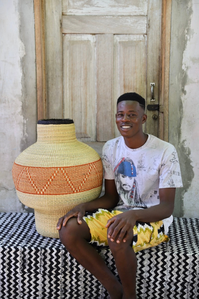 Toh-Baiyee Art Basket