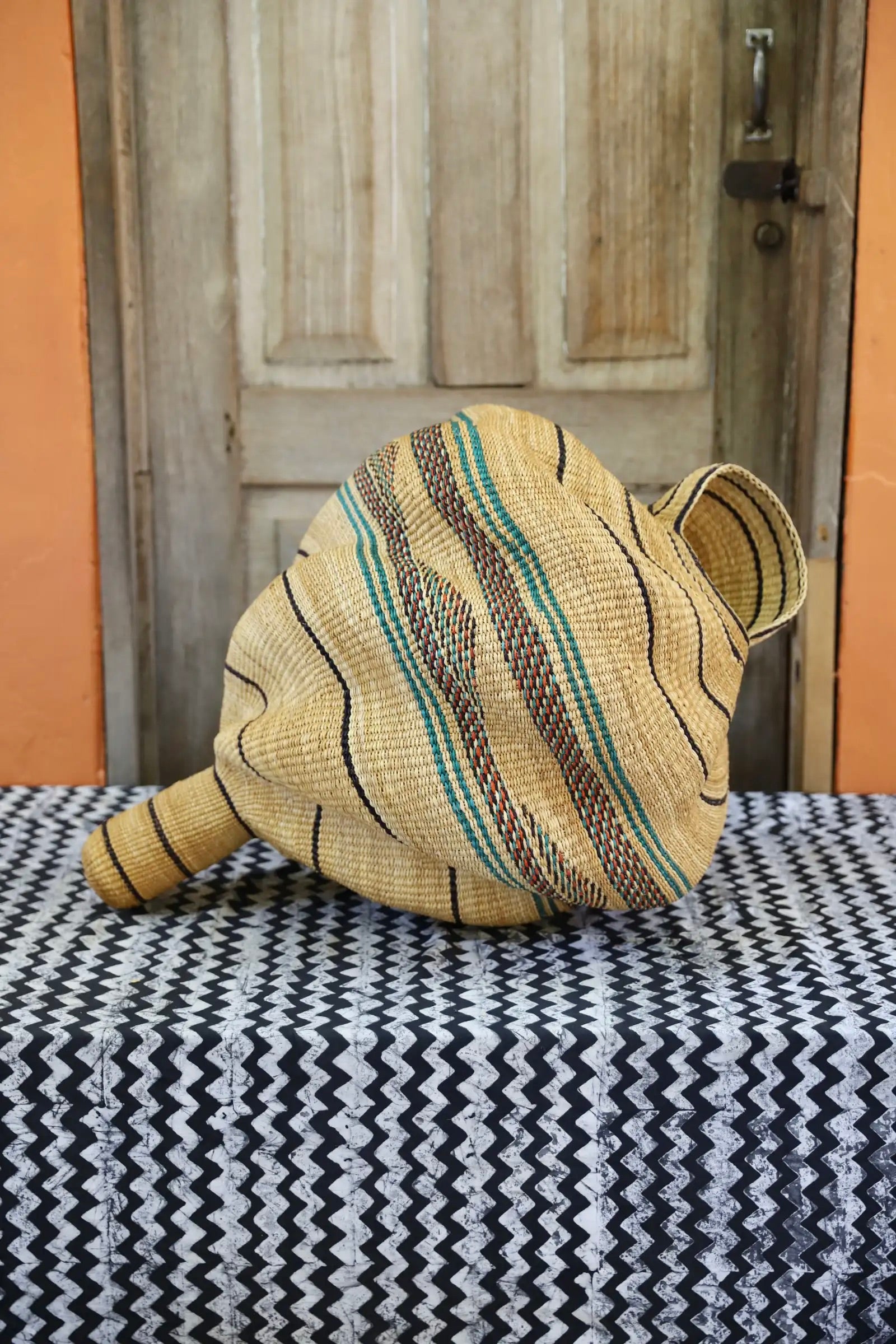 Conch (Katayeli Tia ) Art Basket (Medium) by Paul Apasinore