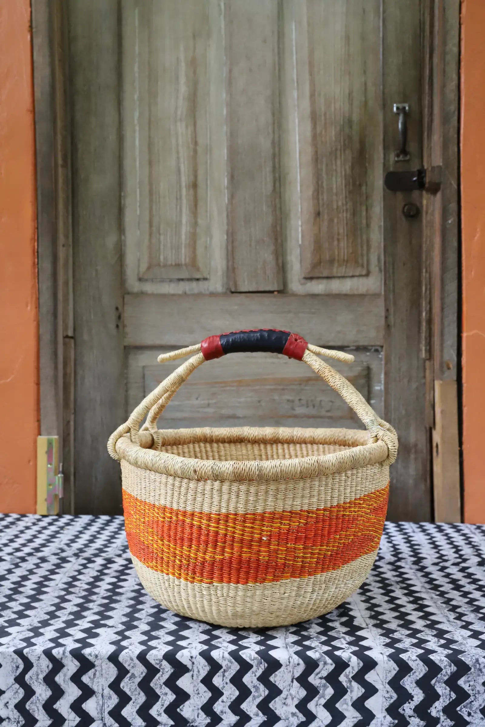 Round Shopping  Basket (Large) by Nyaamah Atingabono
