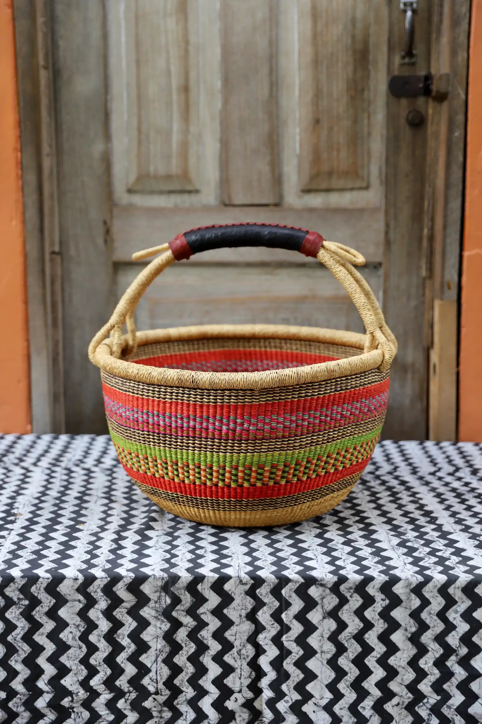 Round Shopping Basket (Large) by Ida Adigvom