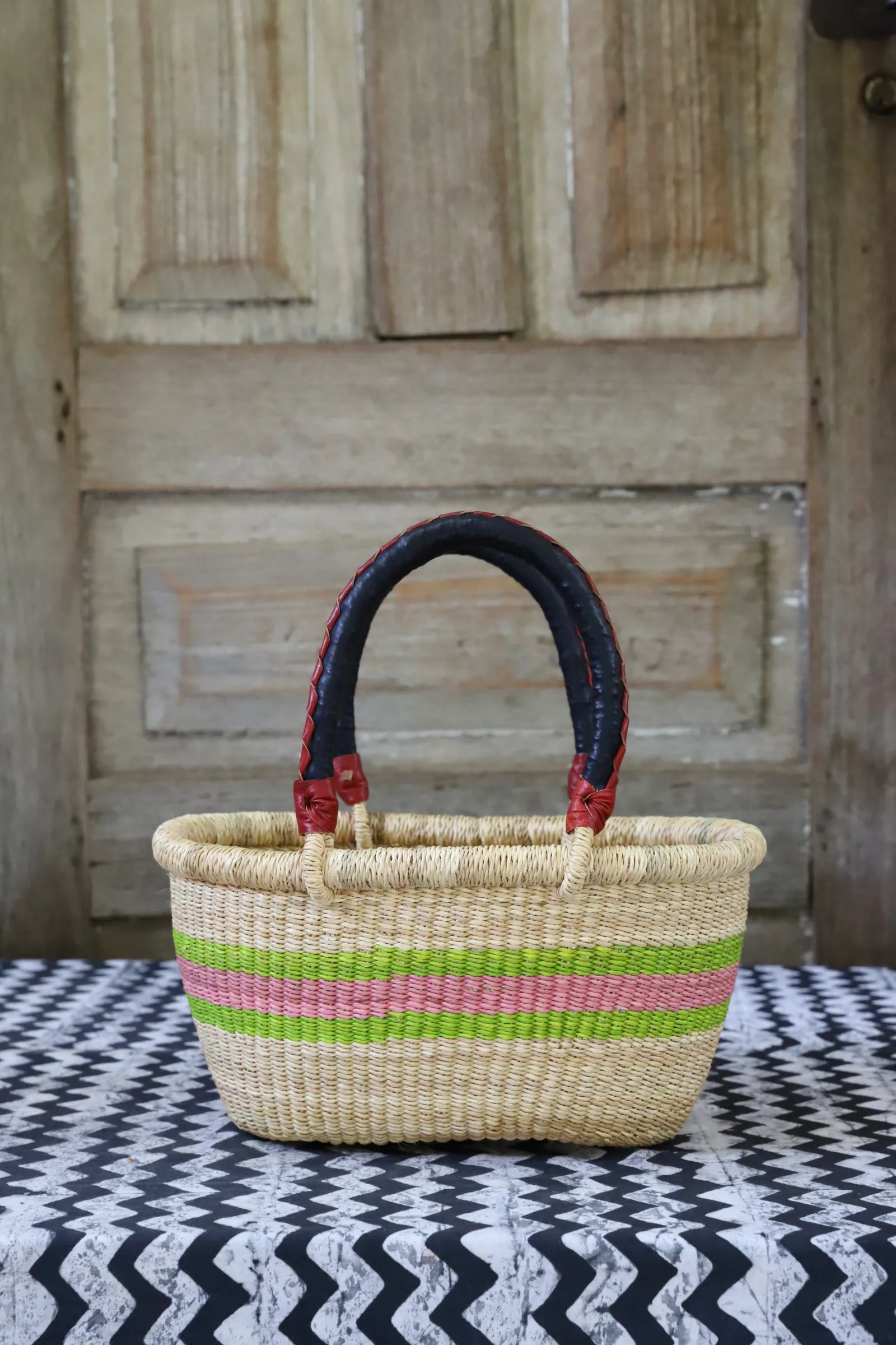 Oval Shopping Bag (Tiny) by Elisha Atuah