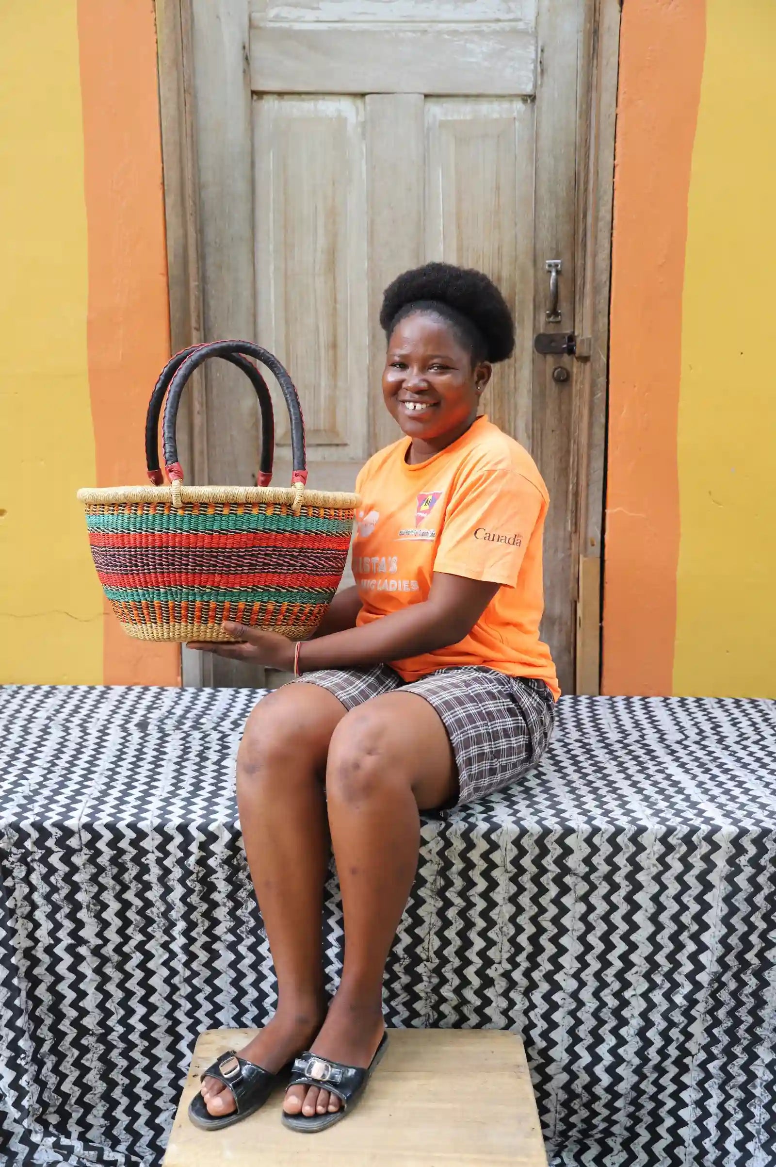 Oval Shopping Bag (Small) by Lawrencia Ayimbillah