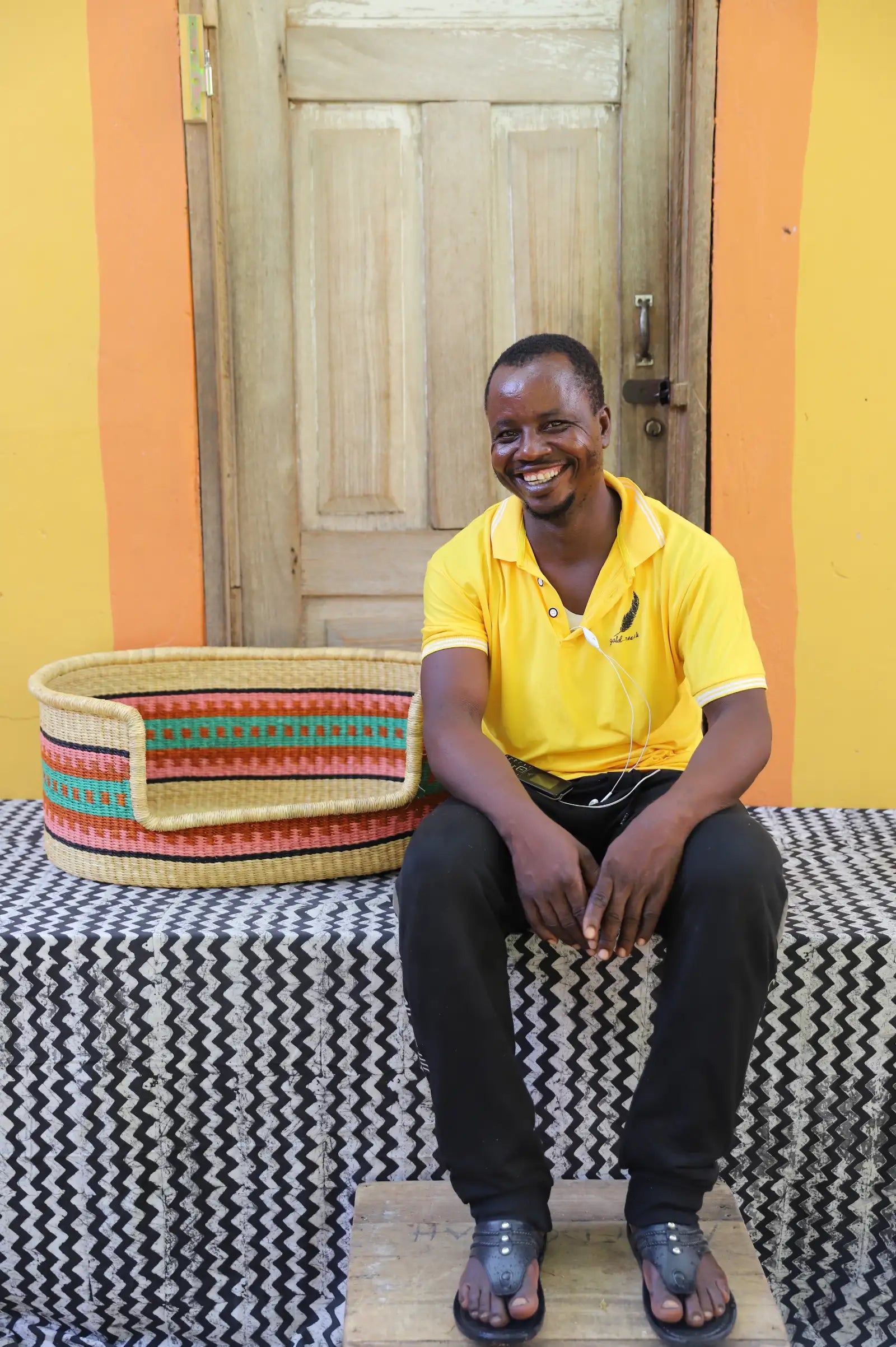 Dog Bed Pet Basket (Medium) by Ayinbillah Anaba