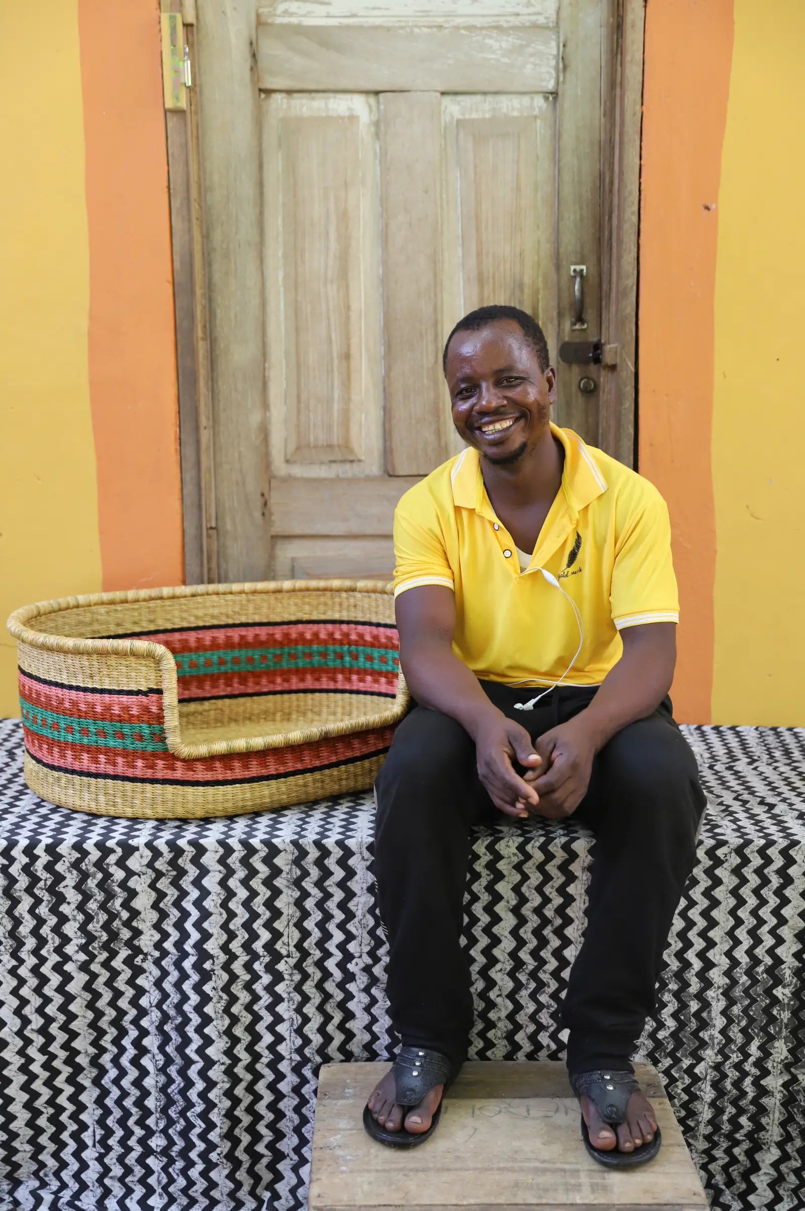 Dog Bed Pet Basket (Medium) by Ayinbillah Anaba