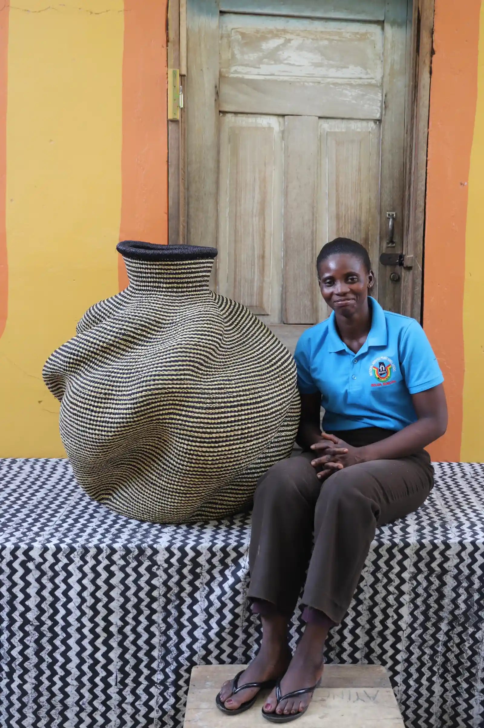 De-engo Art Basket (Large)  by  Modesta Adongo