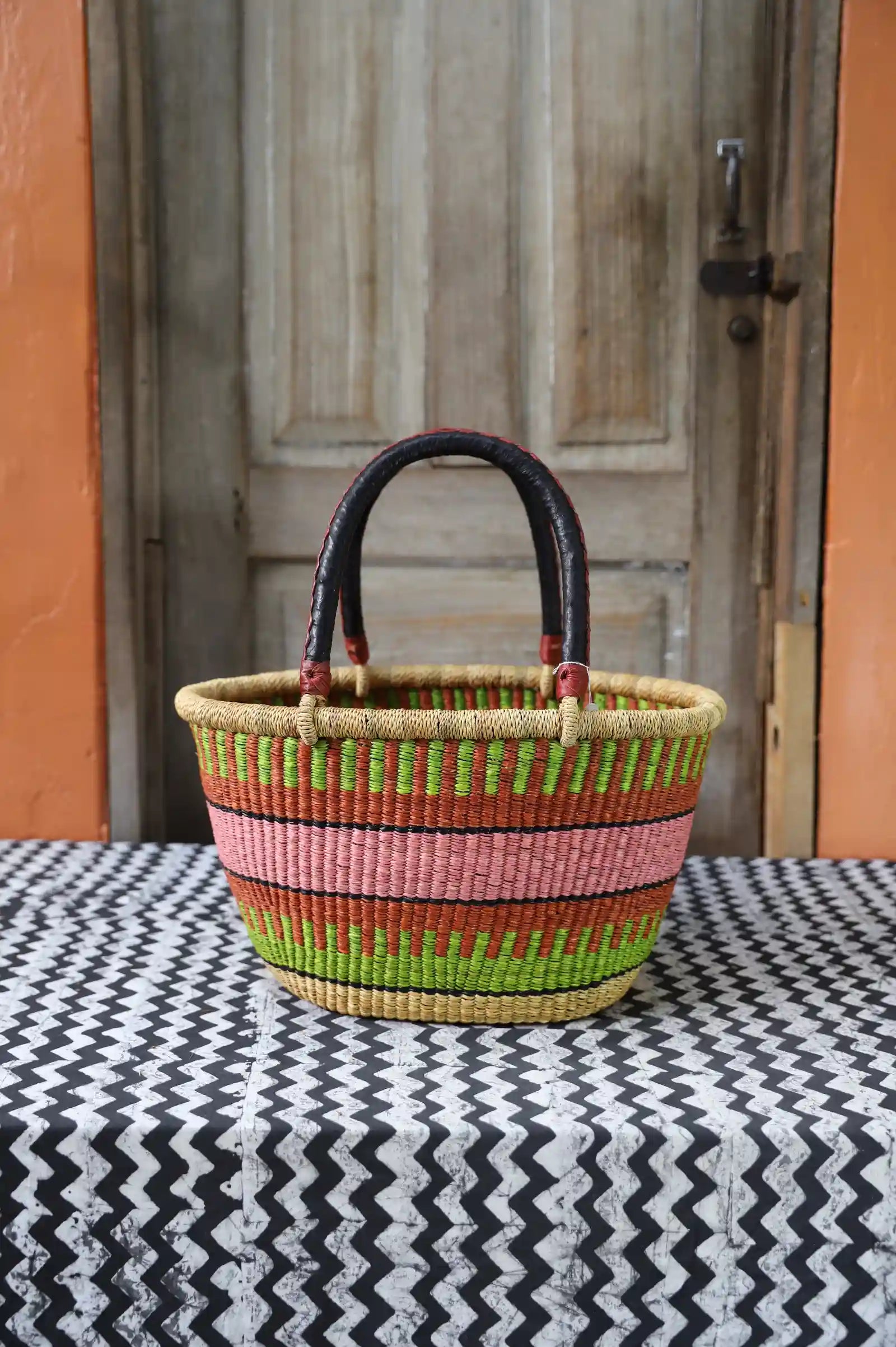 Oval Shopping Bag (Small) by Agnes Azure