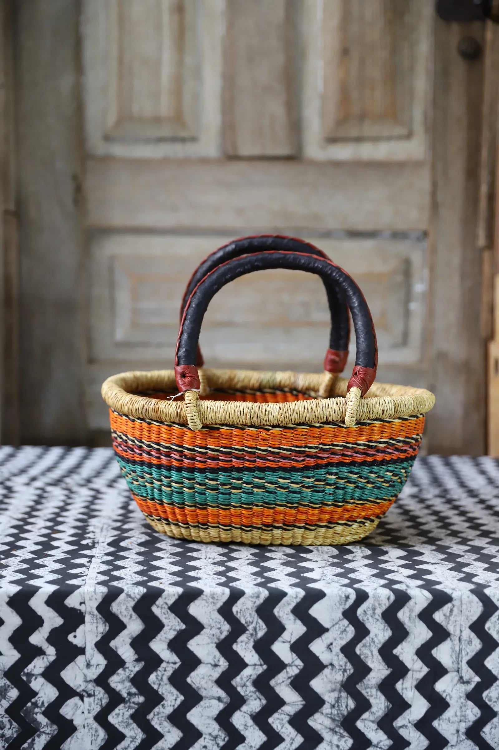 Oval Shopping Bag (Tiny) by Ayinpoka Anafo
