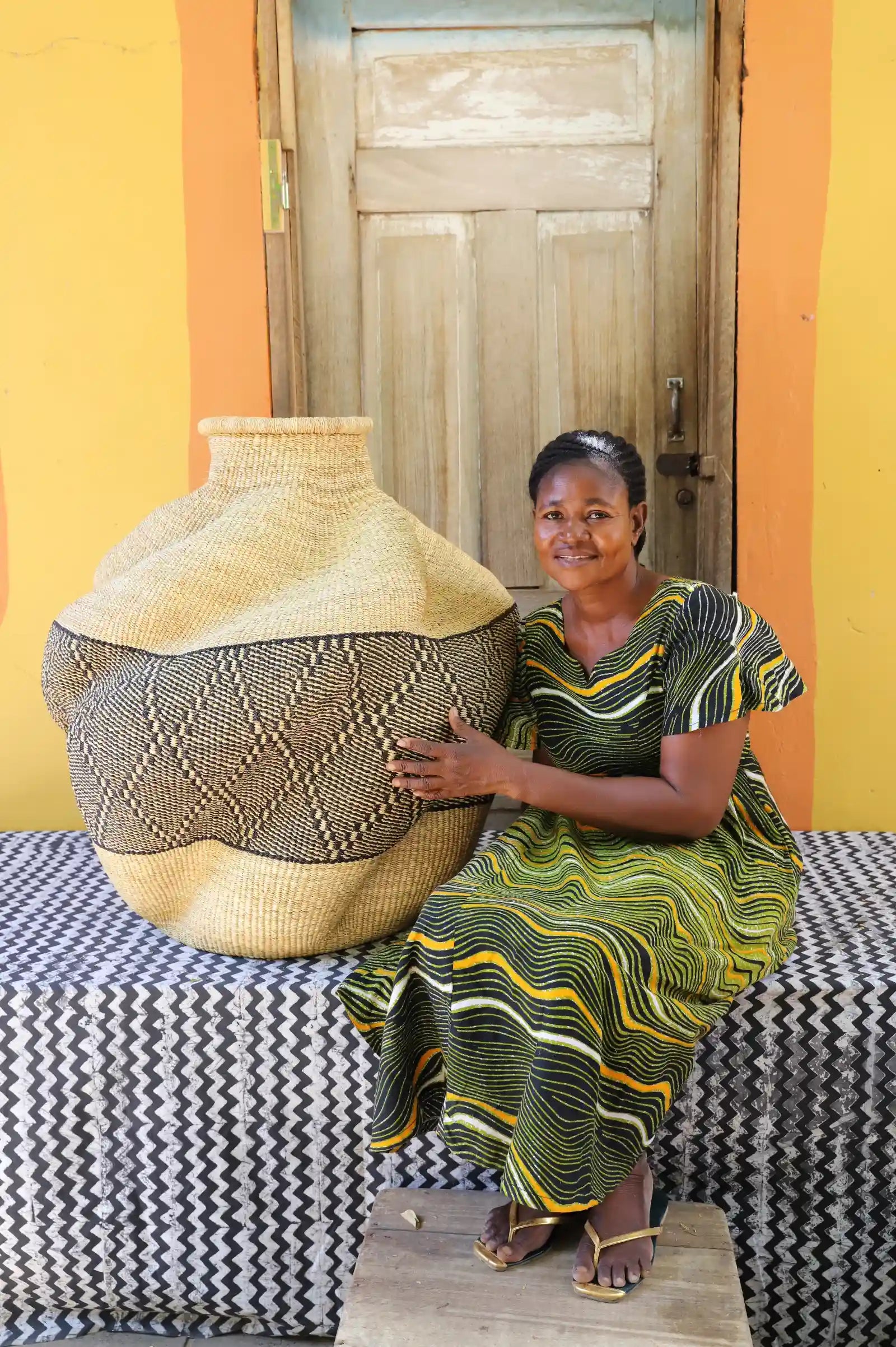 De-engo Art Basket (Large)  by Selina Apasinore