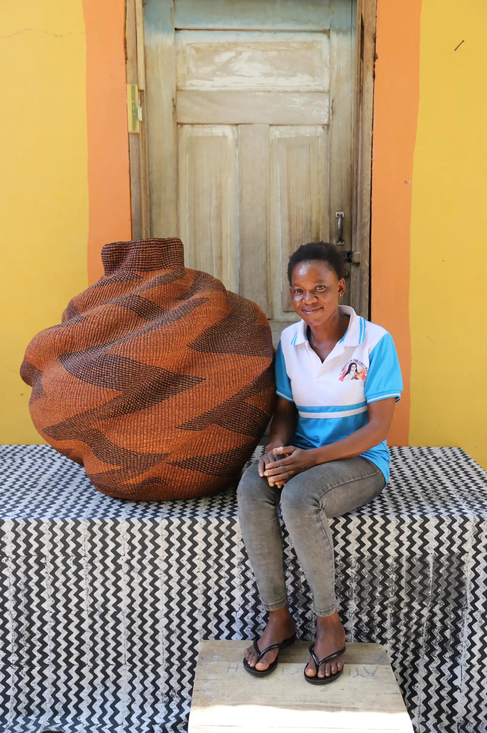 Yoomelingah-yure Art Basket (Large) by Linda Ayariga