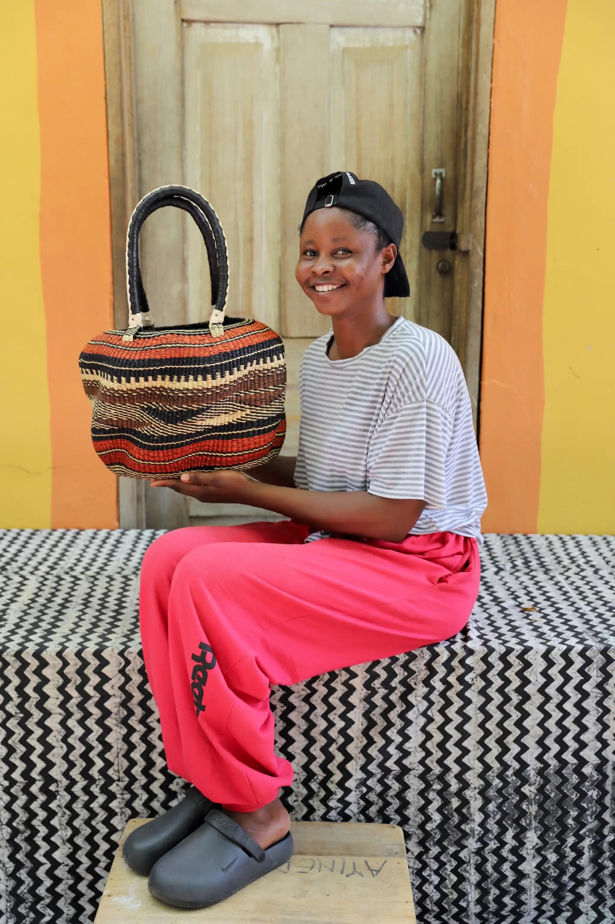 Stay Flow Bag (Large) by Faustina Abeene