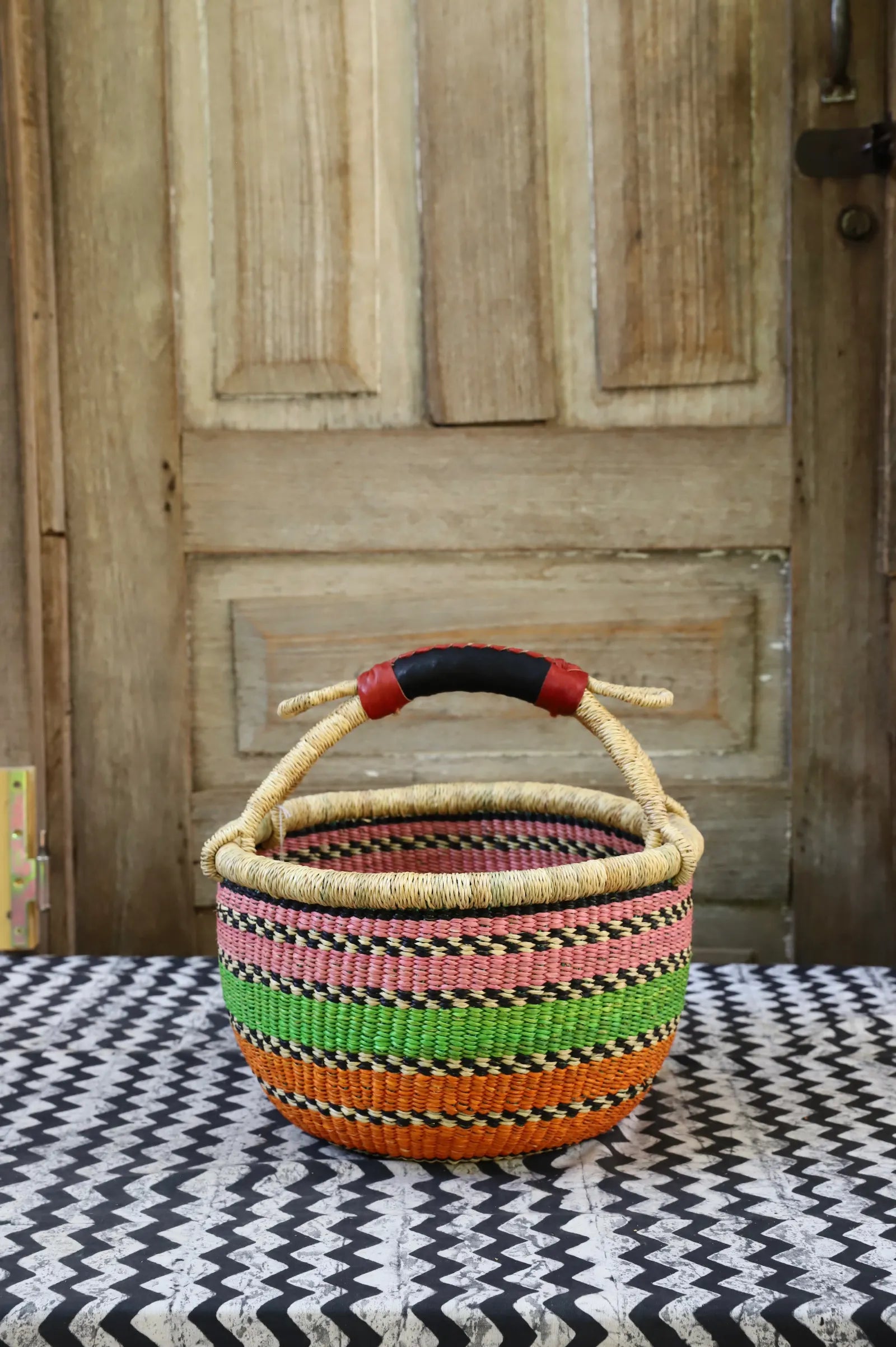 Round Shopping  Basket (Small) by Vida Alembora