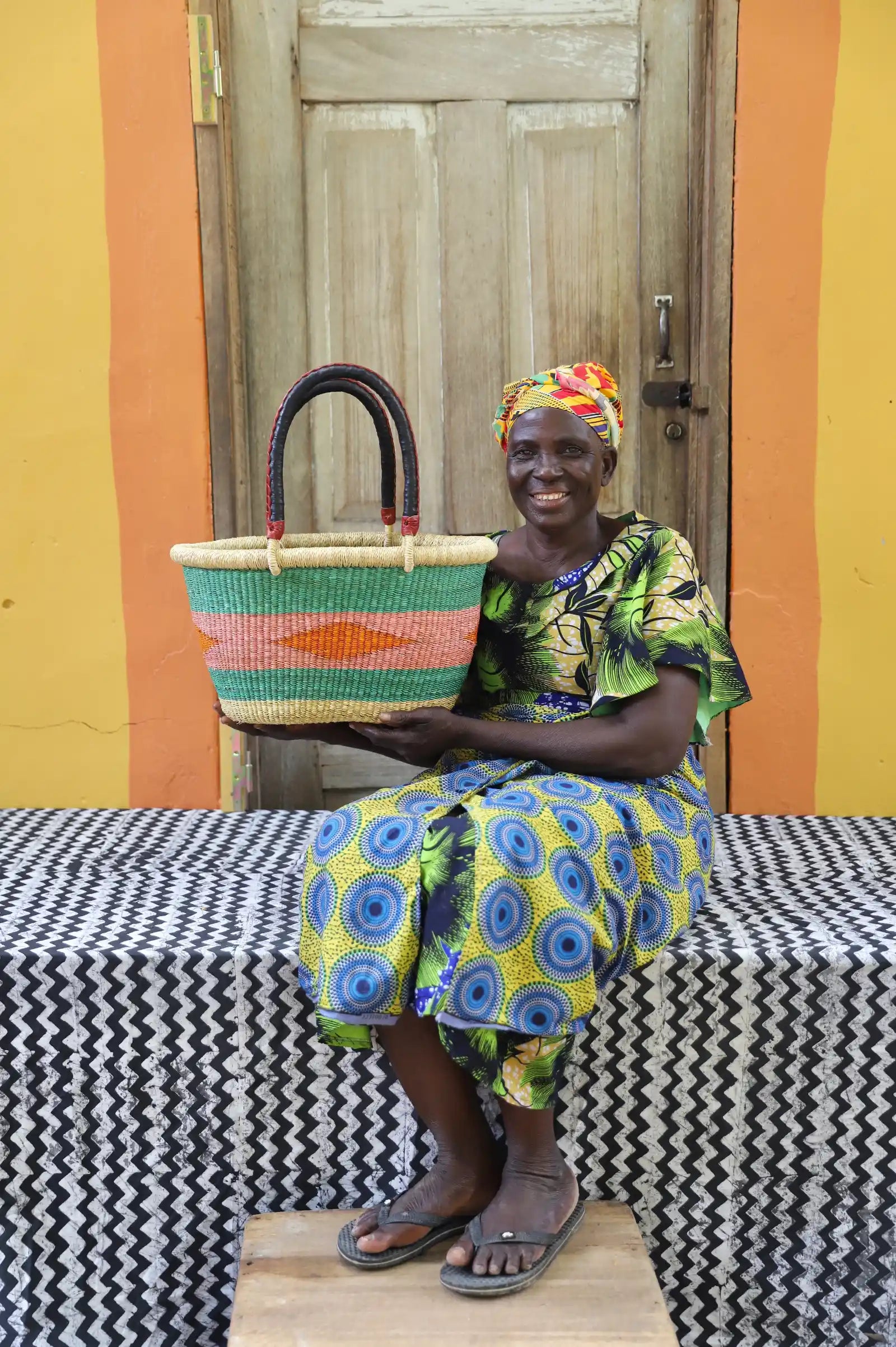 Oval Shopping Bag (Small) by Lydia 