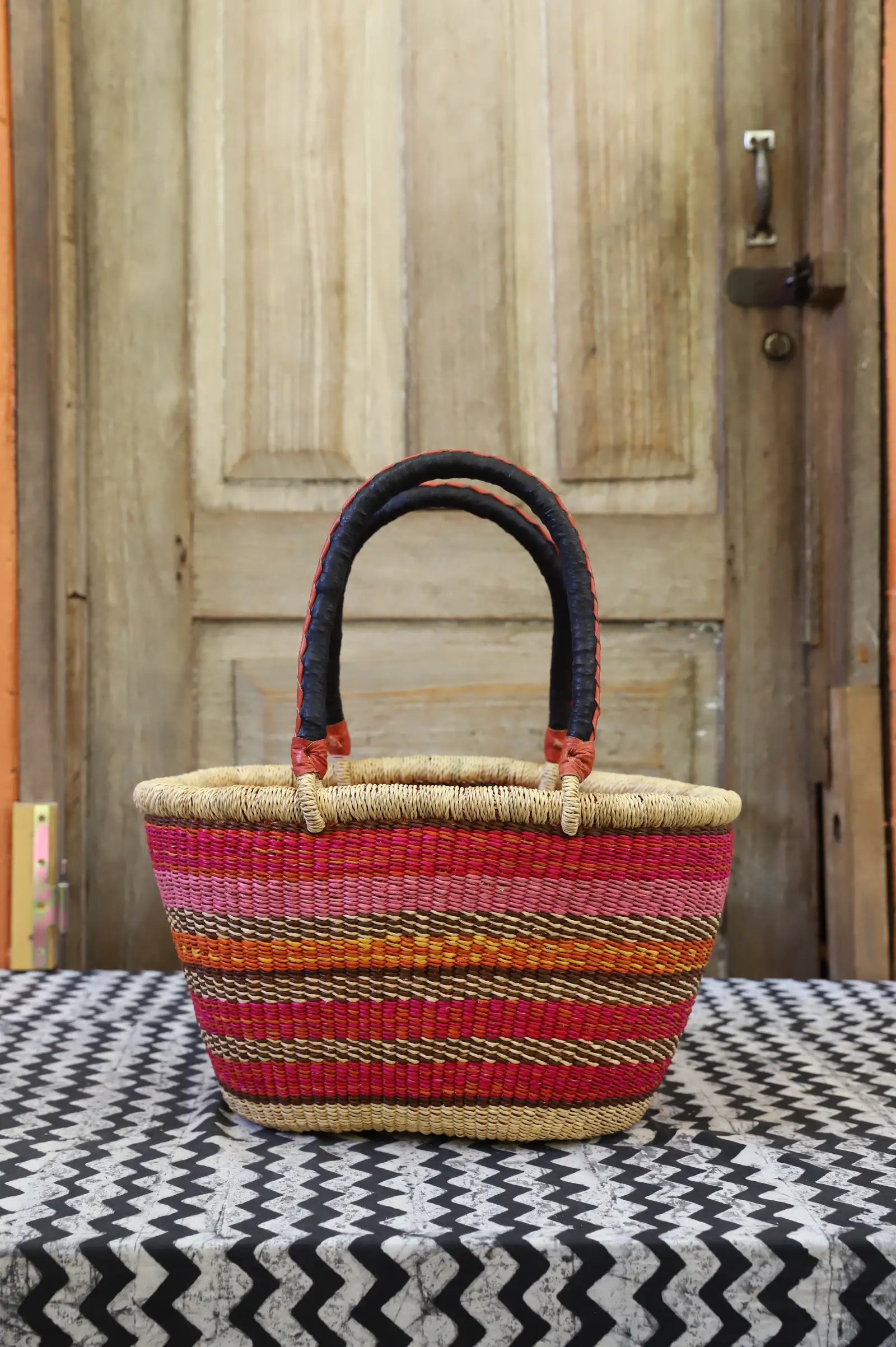 Oval Shopping Bag (Tiny) by Akelba Nyaaba