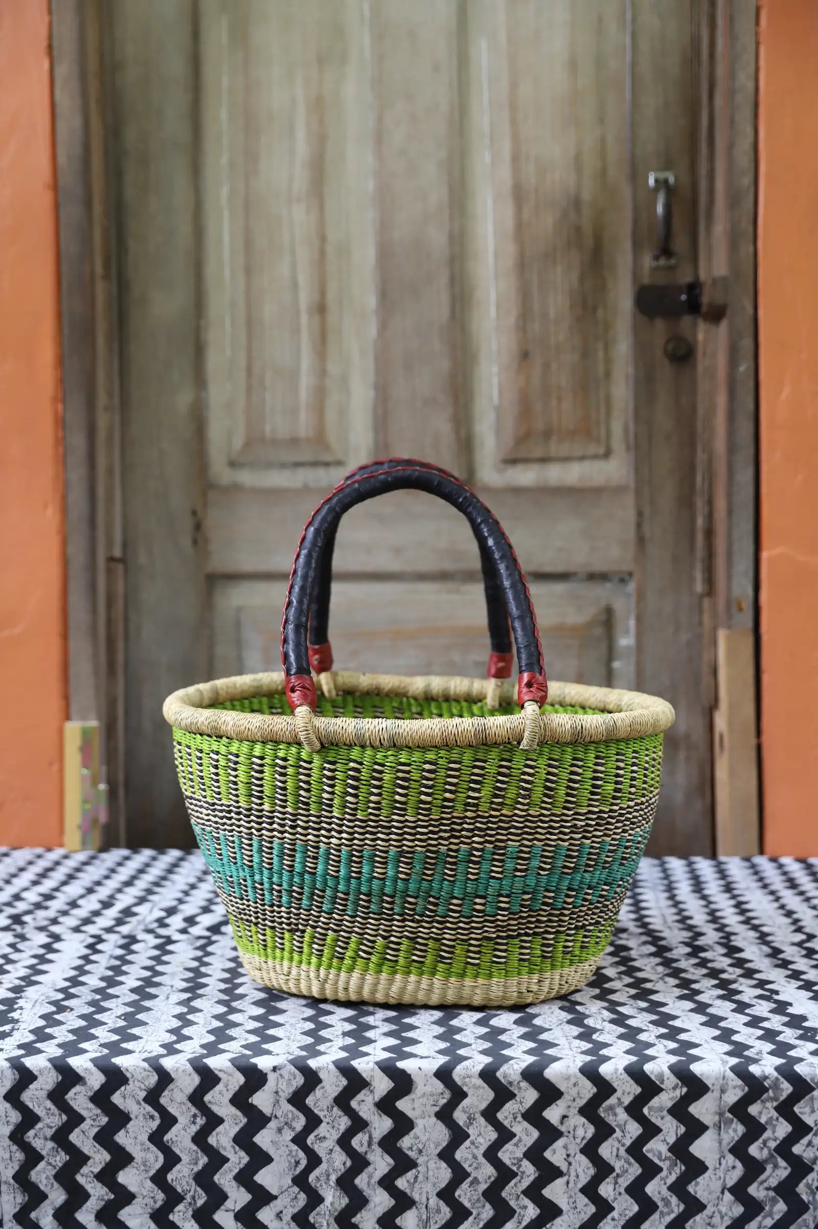 Oval Shopping Bag (Small) by Nmabillah Akolgo