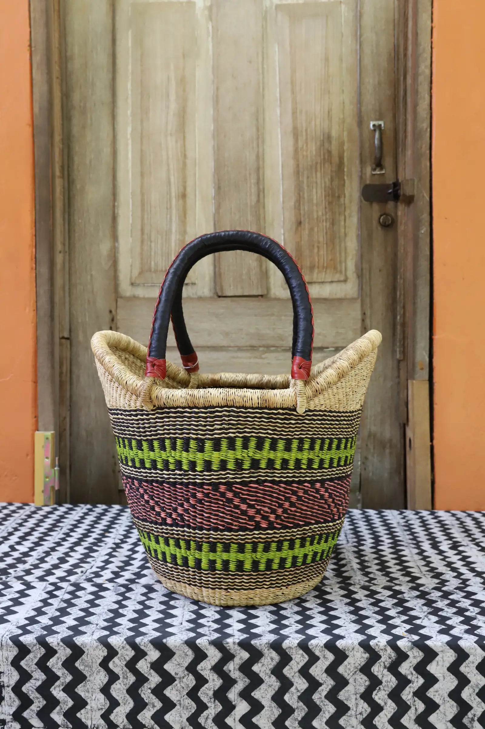 Nyariga Shopping Basket (Medium) by Alahere Abentara