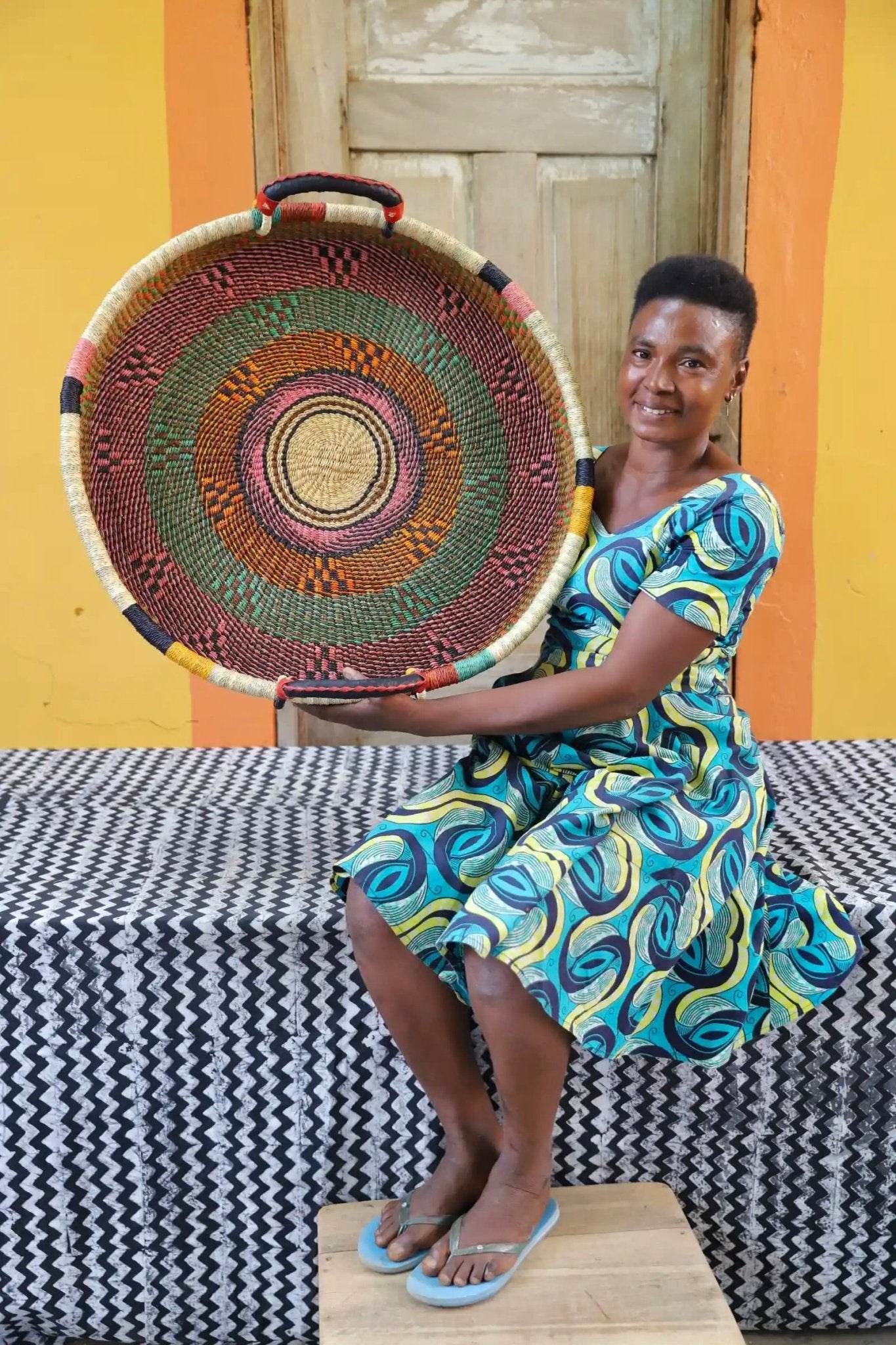 Woven Tray Wall Decor (Large) by The Baba Tree. Premium elephant grass tray with leather handles. Bolgatanga artisan craftsmanship.