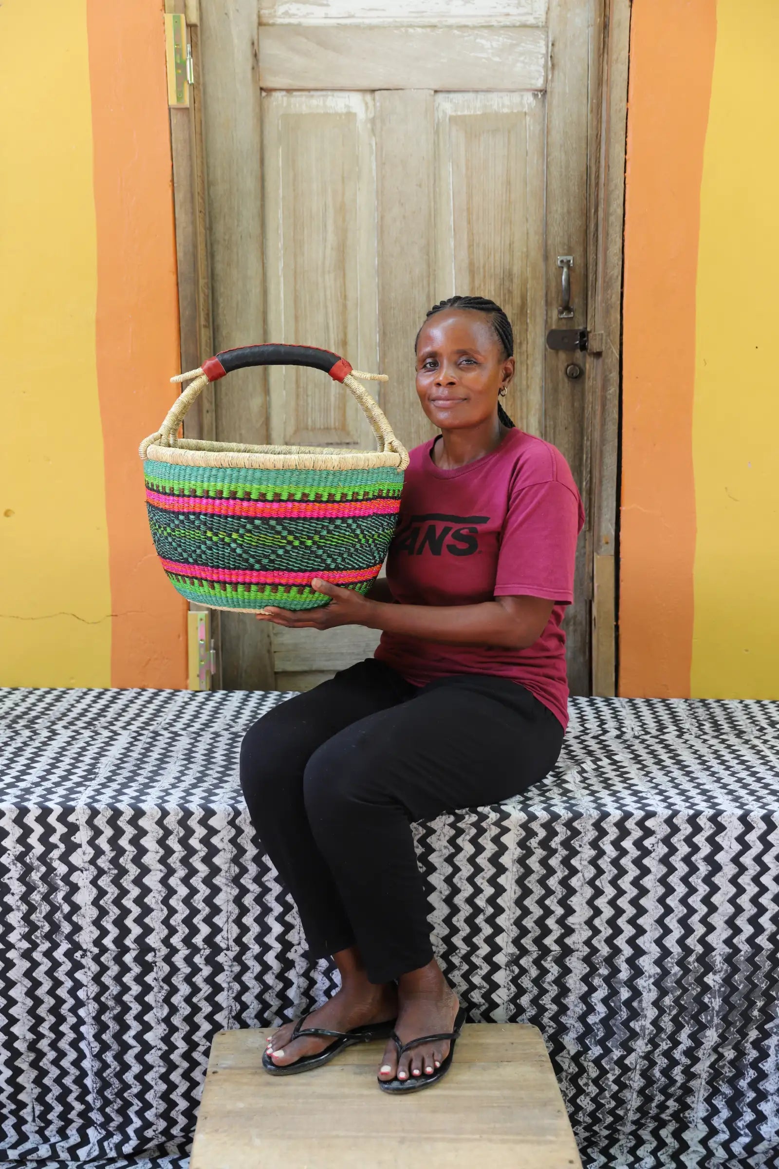 Round Shopping  Basket (Large) by Lariba Akumasi