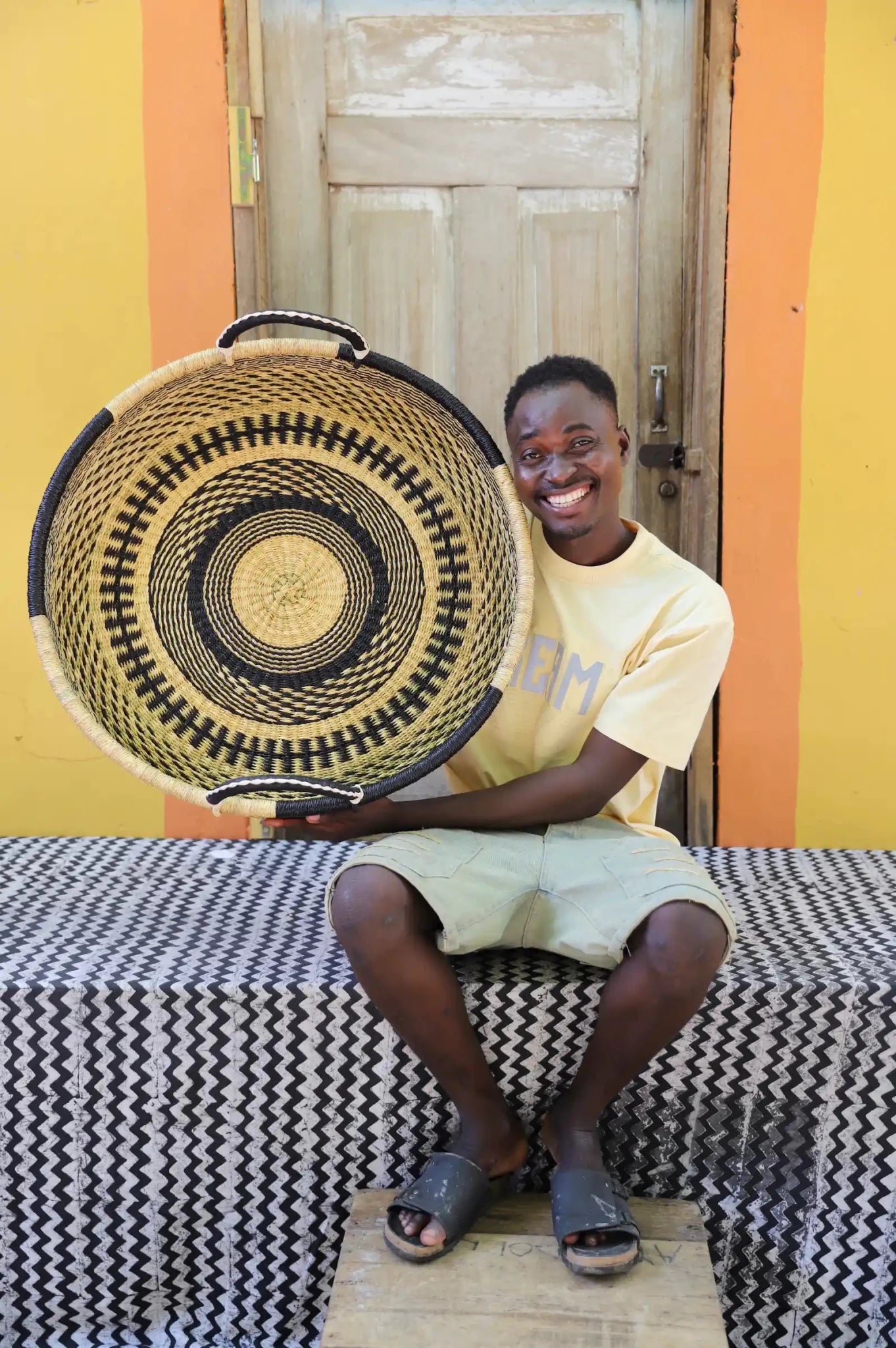 Woven Tray Wall Decor (Large) by The Baba Tree. Premium elephant grass tray with leather handles. Bolgatanga artisan craftsmanship.