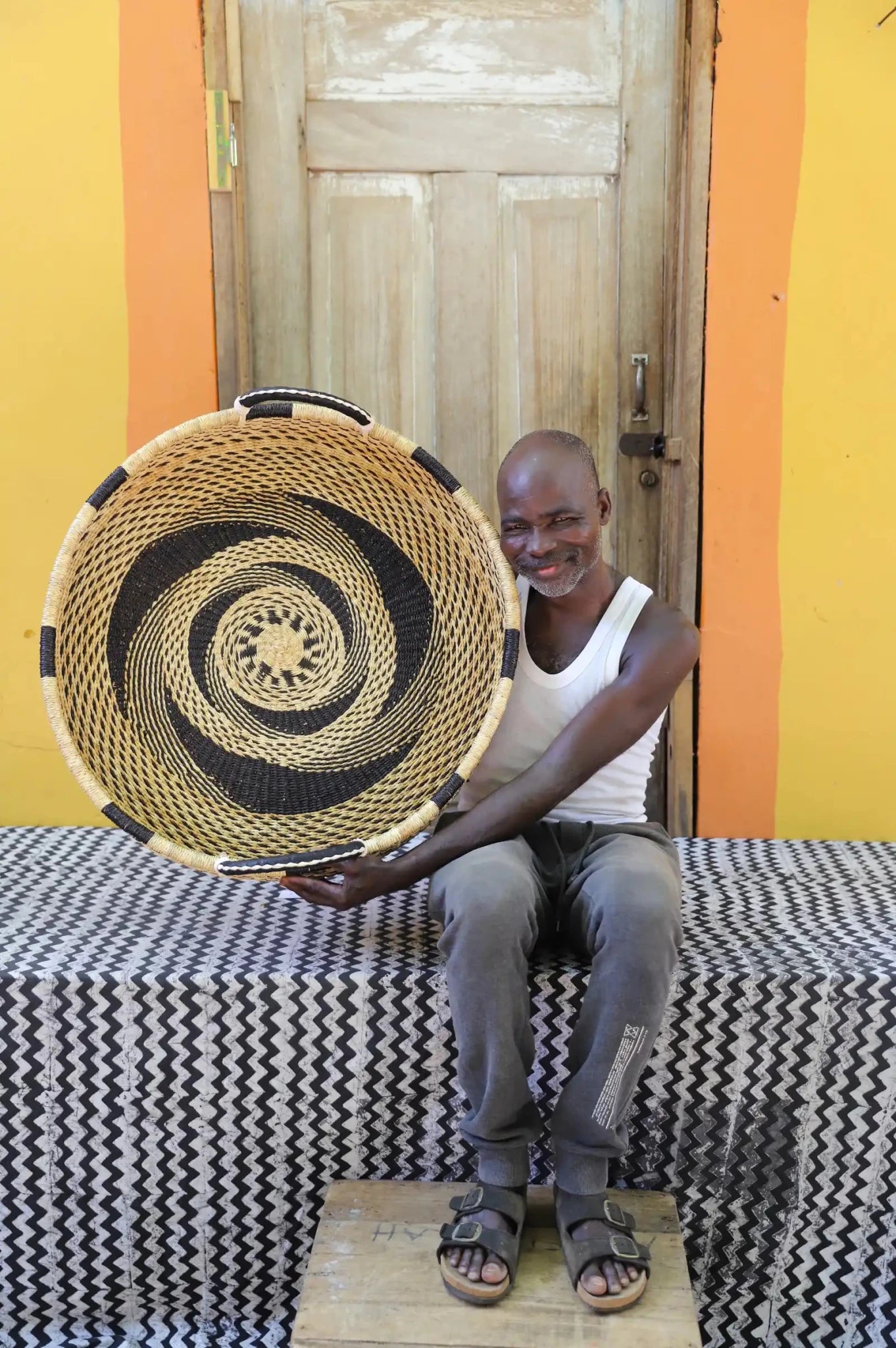 Woven Tray Wall Decor (Large) by The Baba Tree. Premium elephant grass tray with leather handles. Bolgatanga artisan craftsmanship.